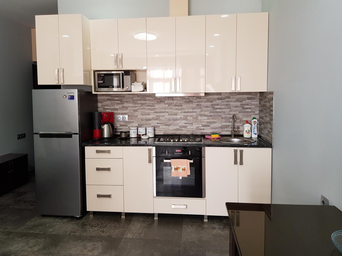 Apartament Gia Батуми Экстерьер фото