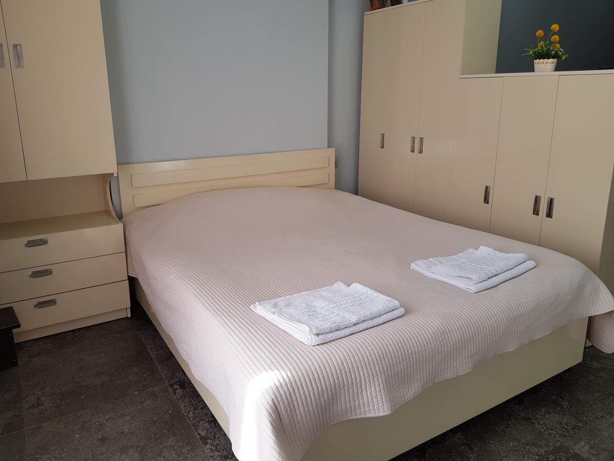 Apartament Gia Батуми Экстерьер фото